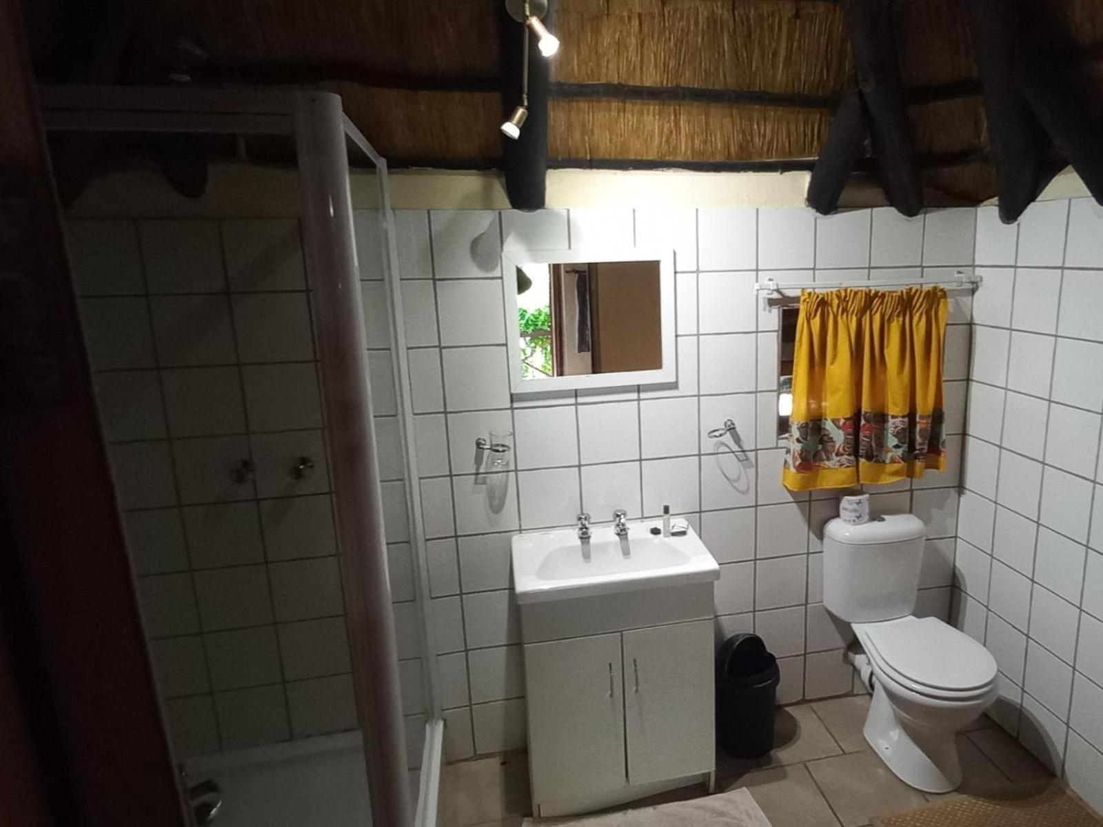 Ombinda Country Lodge Outjo Zimmer foto
